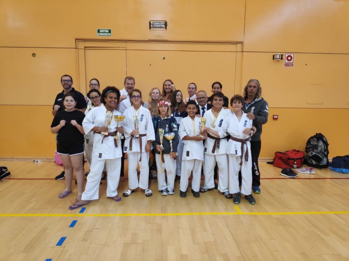 Pájara felicita a los karatecas del C.A.M El Jable por las 18 medallas conseguidas en el Campeonato Infantil IKO España Absoluto y Promesas de Kata y Kumite, celebrado en Torredembarra (Tarragona) el pasado sábado 4 de mayo