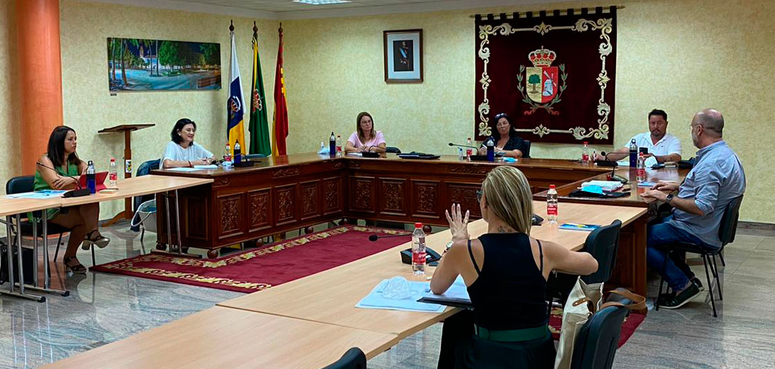 Los municipios de Fuerteventura unifican criterios de cara a la reactivación del turismo en verano