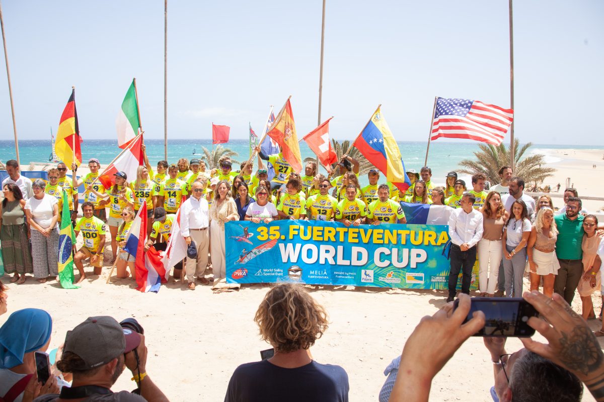 El Ayuntamiento de Pájara inaugura el Campeonato del Mundo de Windsurf y Wingfoil 2023