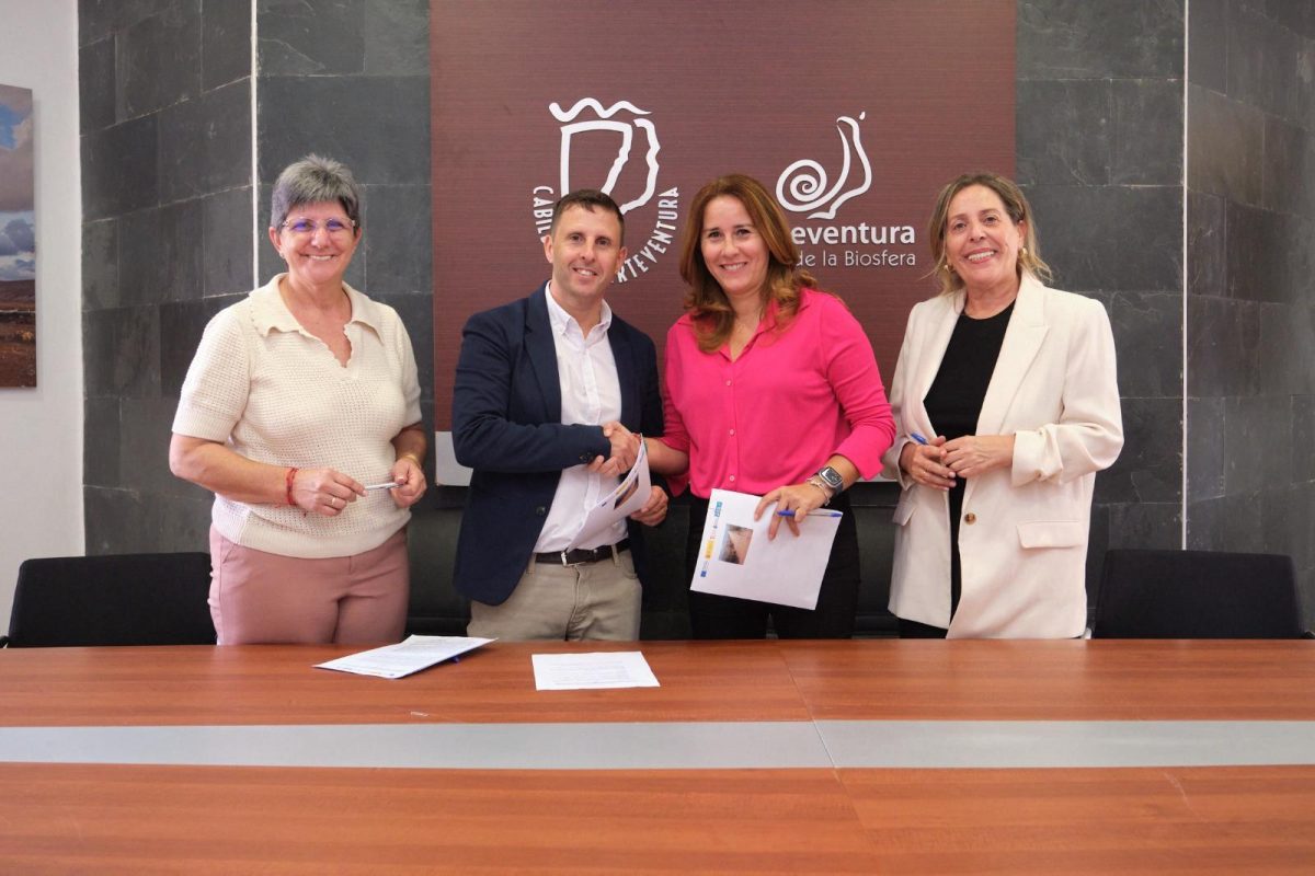 Pájara, primer municipio de Fuerteventura en firmar un convenio con el Cabildo en sostenibilidad turística