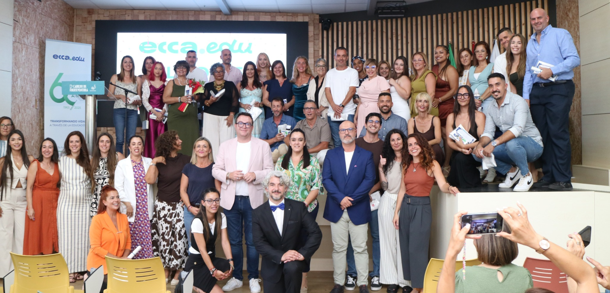 El Ayuntamiento de Pájara participa en el acto de graduación de Ecca.edu